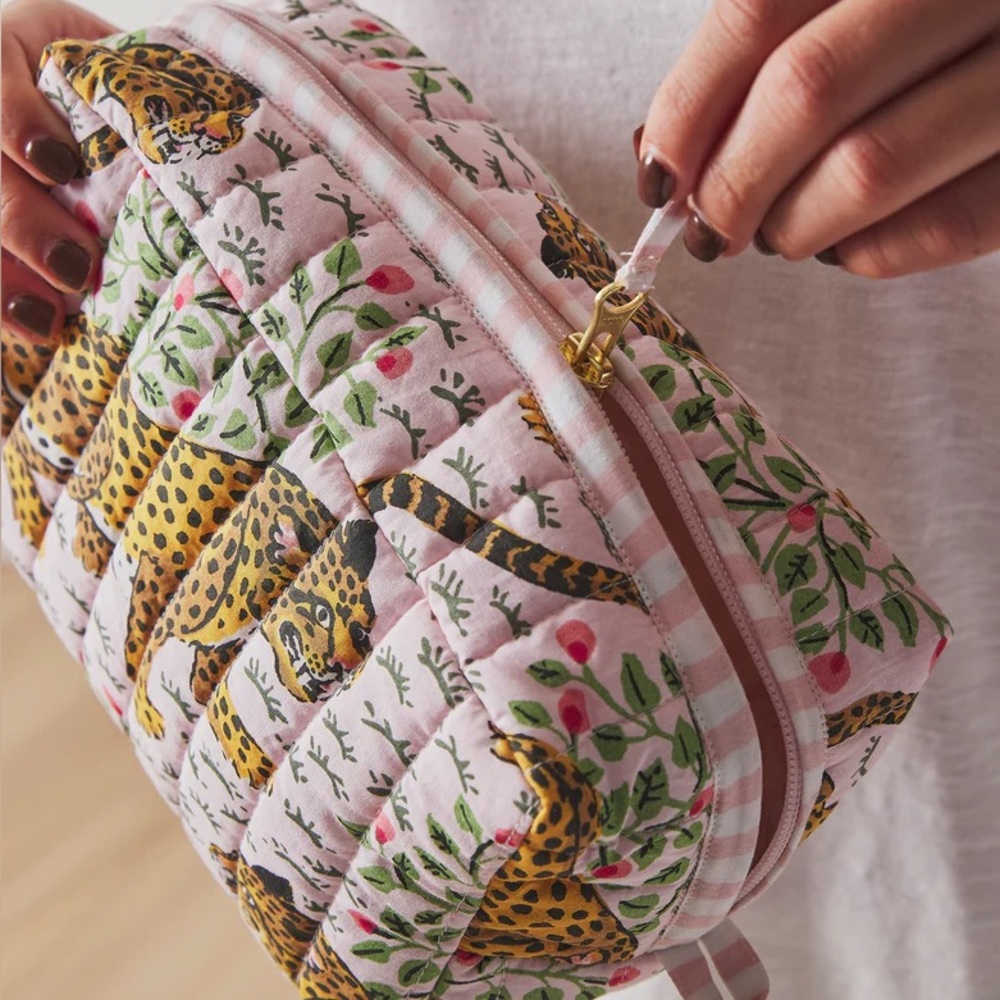 Printfresh Quilted Pouch in pink Bagheera